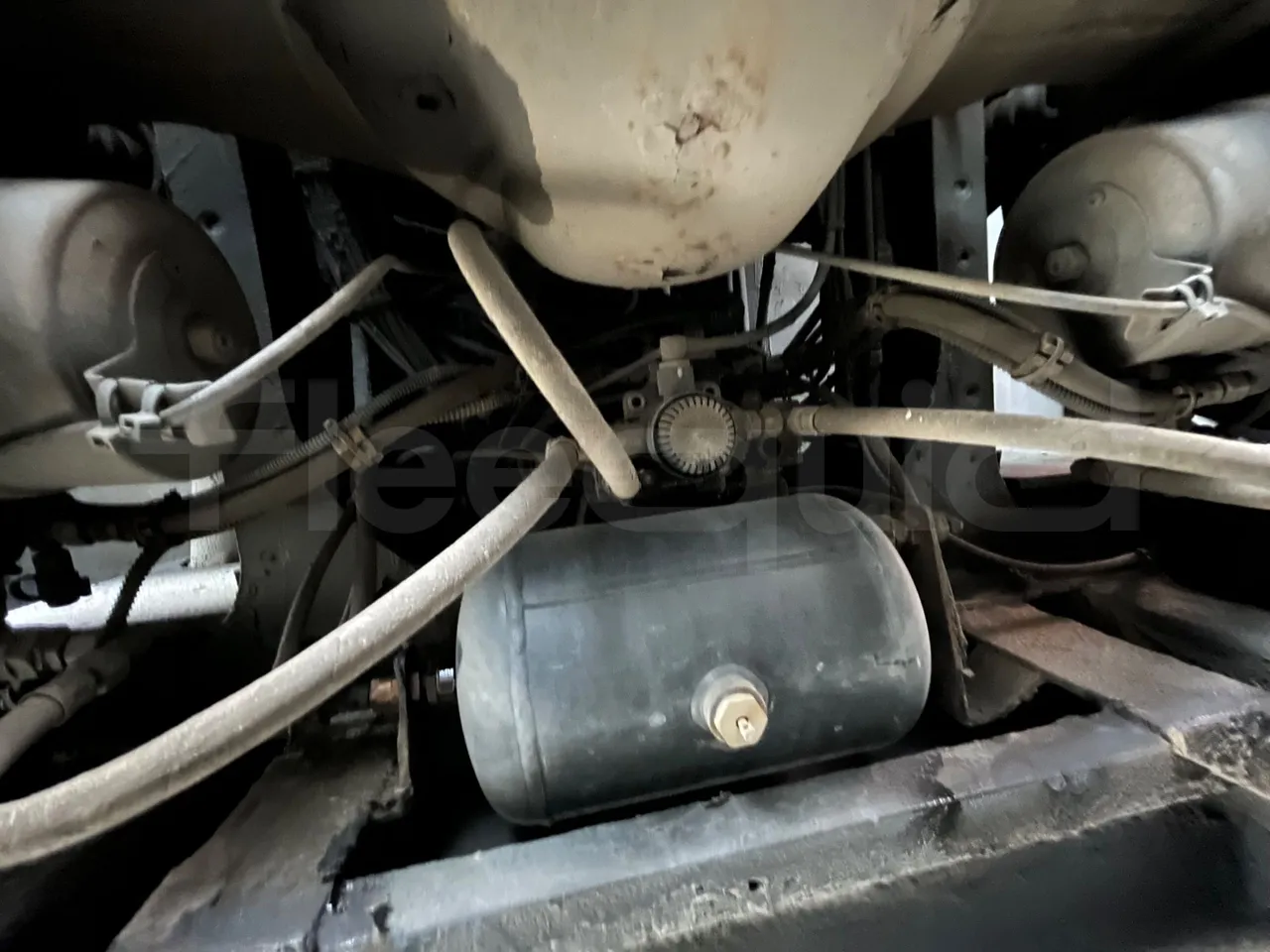 Mercedes-Benz Tourino O 510 - EUR5/210Kw/9.35Mt - axle 2 shock absorbers 1 left
