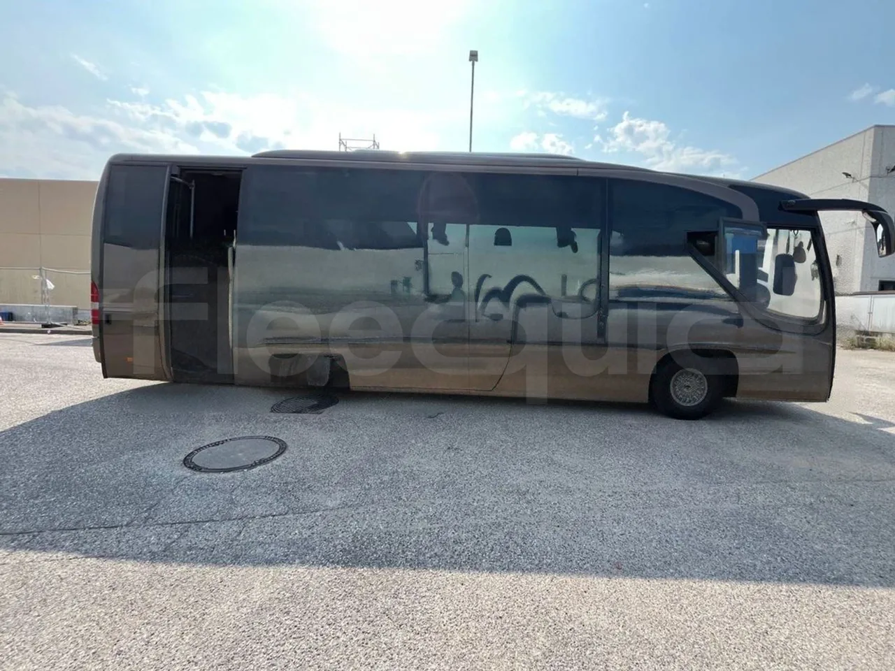 Mercedes-Benz Tourino O 510 - EUR5/210Kw/9.35Mt - right side doors open