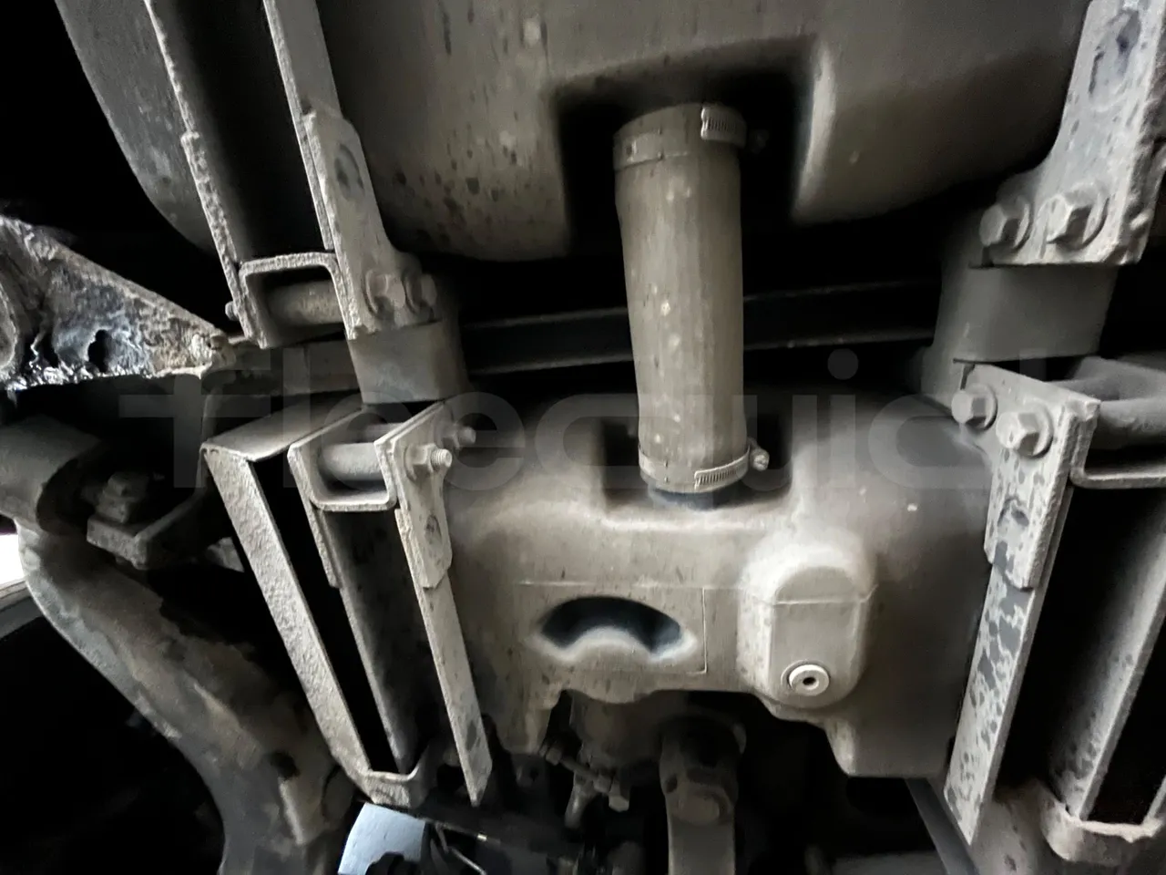 Mercedes-Benz Tourino O 510 - EUR5/210Kw/9.35Mt - front axle left side