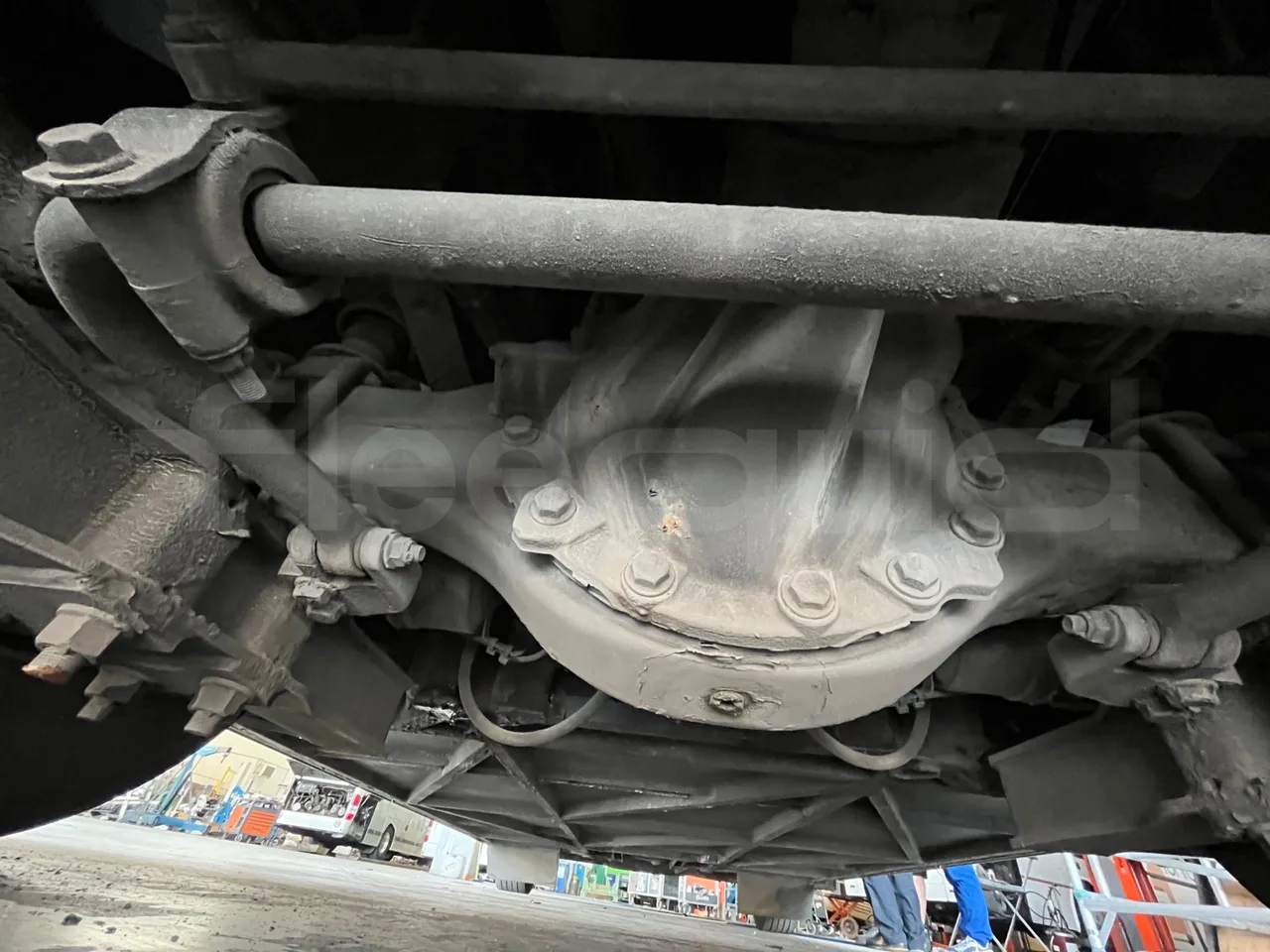 Mercedes-Benz Tourino O 510 - EUR5/210Kw/9.35Mt - central undercarriage photo