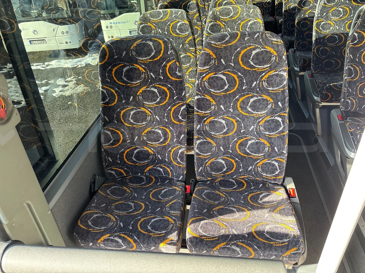 Setra S412 S412UL-E5 - Euro5 - 260kW - 10.805mt - single seat detail