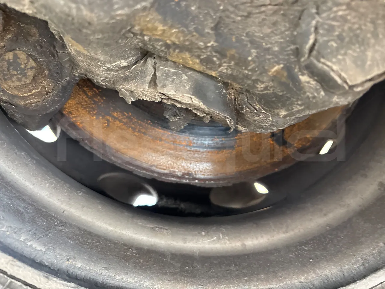 Setra S412 S412UL-E5 - Euro5 - 260kW - 10.805mt - front discs right