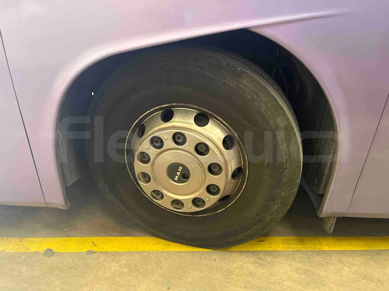 Man Noge - Second Axle Left Side: Complete Wheel