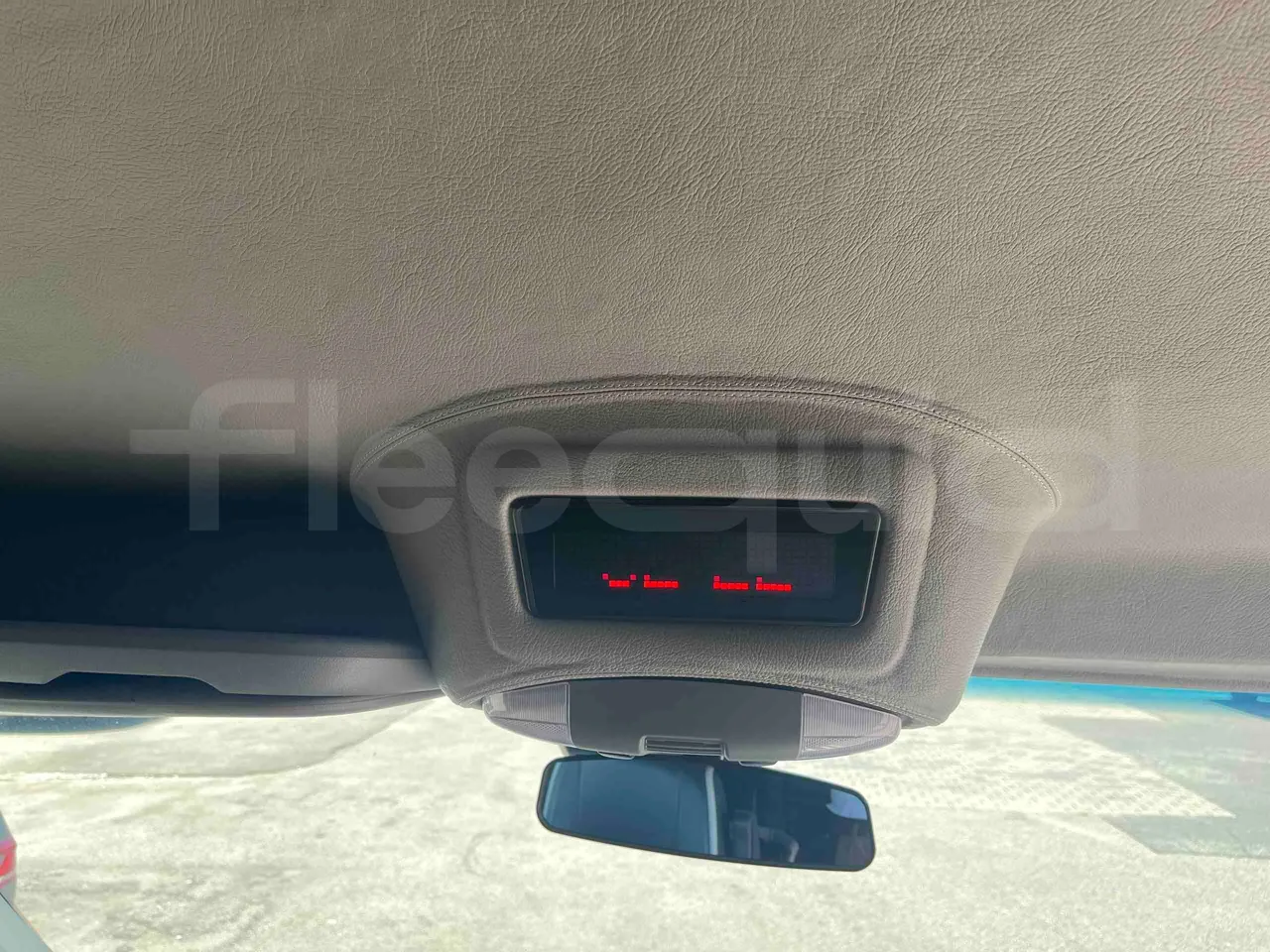 Mercedes-Benz Sprinter - driver microphone accessories photo