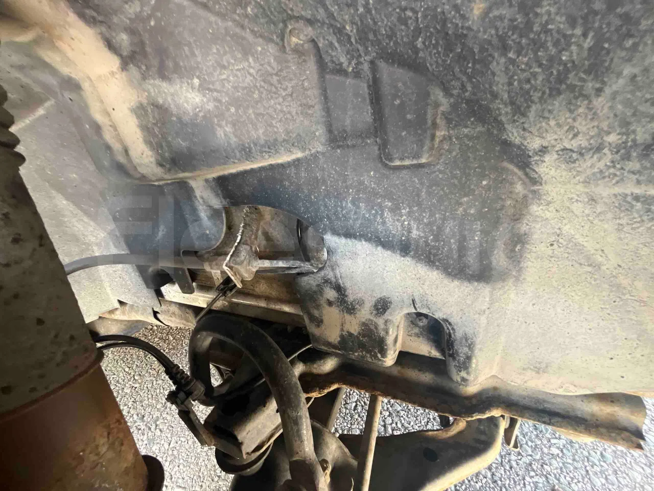 Mercedes-Benz Sprinter - front brake calipers right