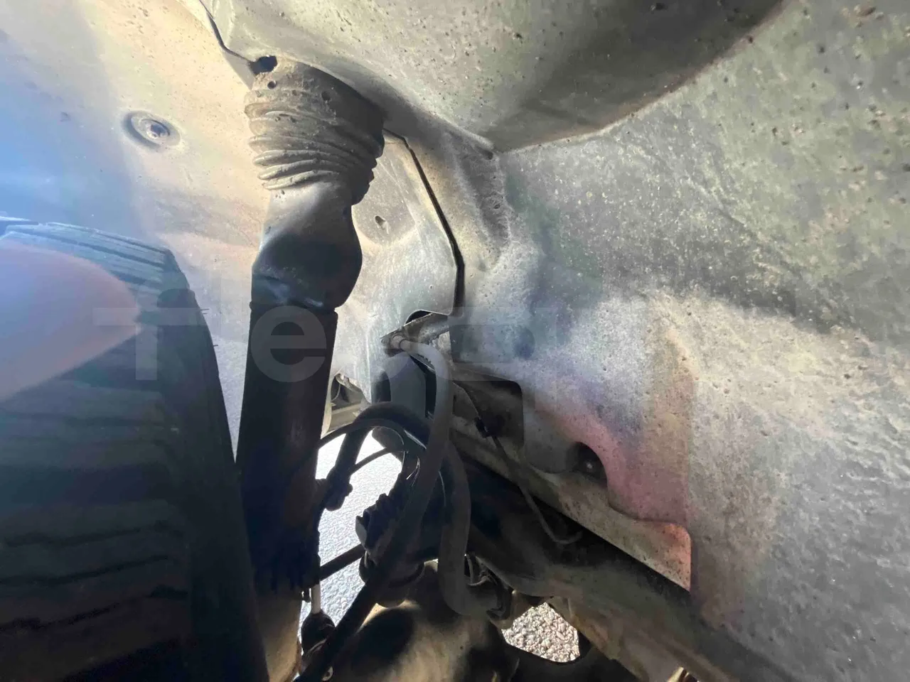 Mercedes-Benz Sprinter - front shock absorbers left