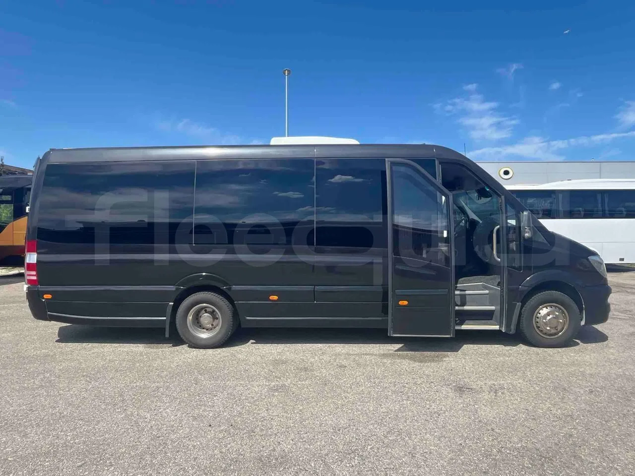 Mercedes-Benz Sprinter - right side doors open