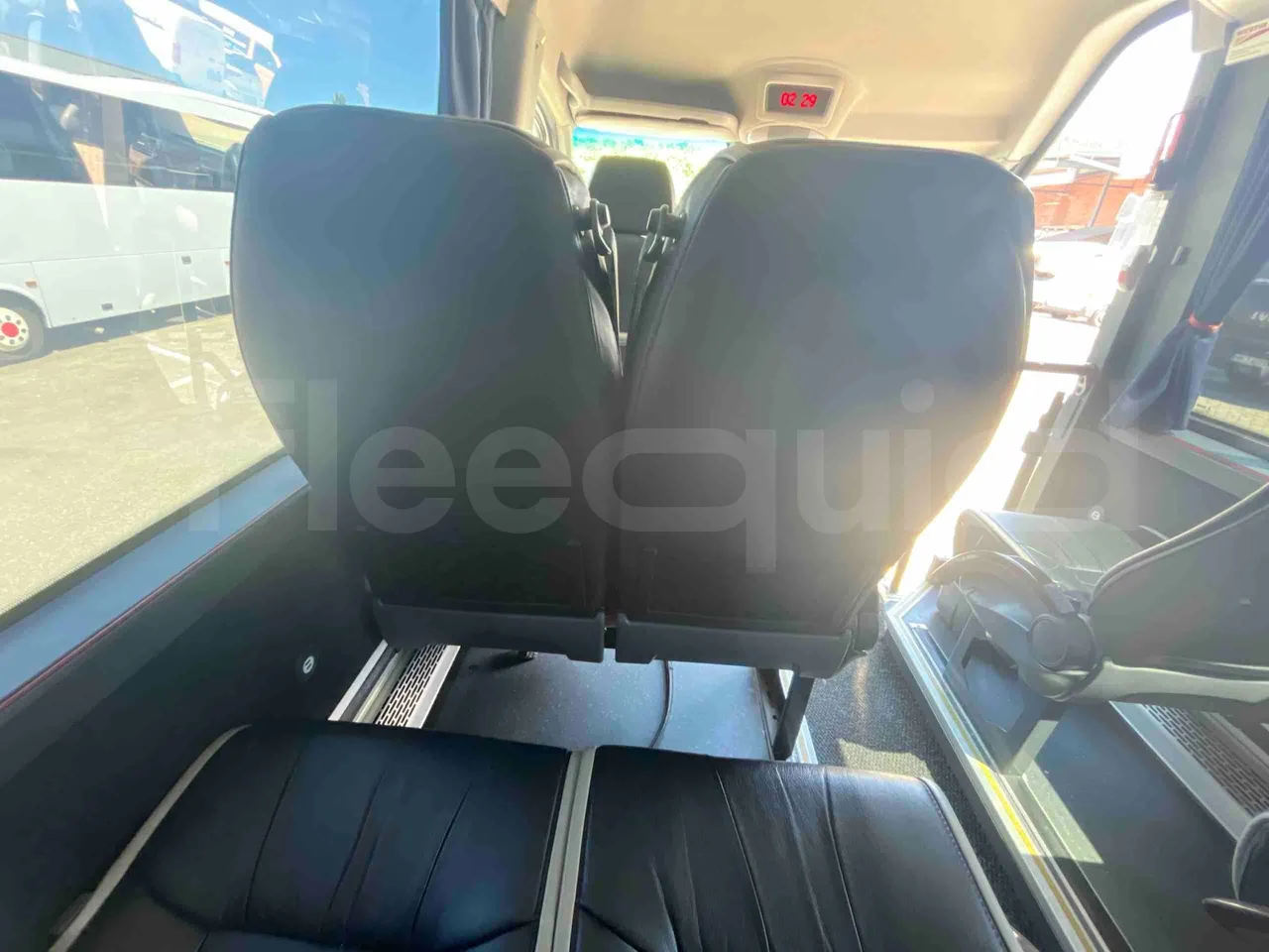 Mercedes-Benz Sprinter - table detail photo