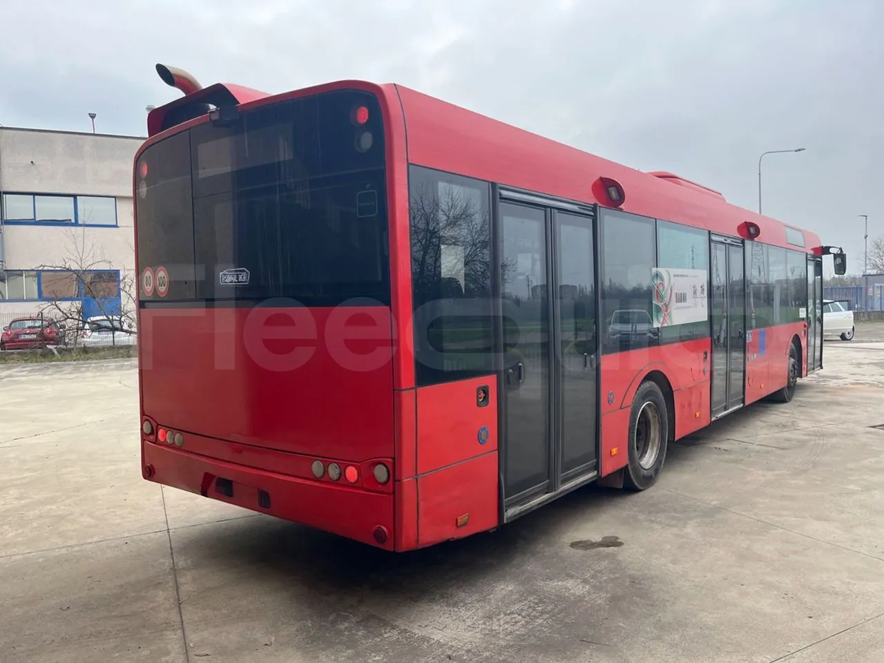 Solaris Urbino 12 - Euro6 - 240kW - 12mt - 3/4 right rear doors closed