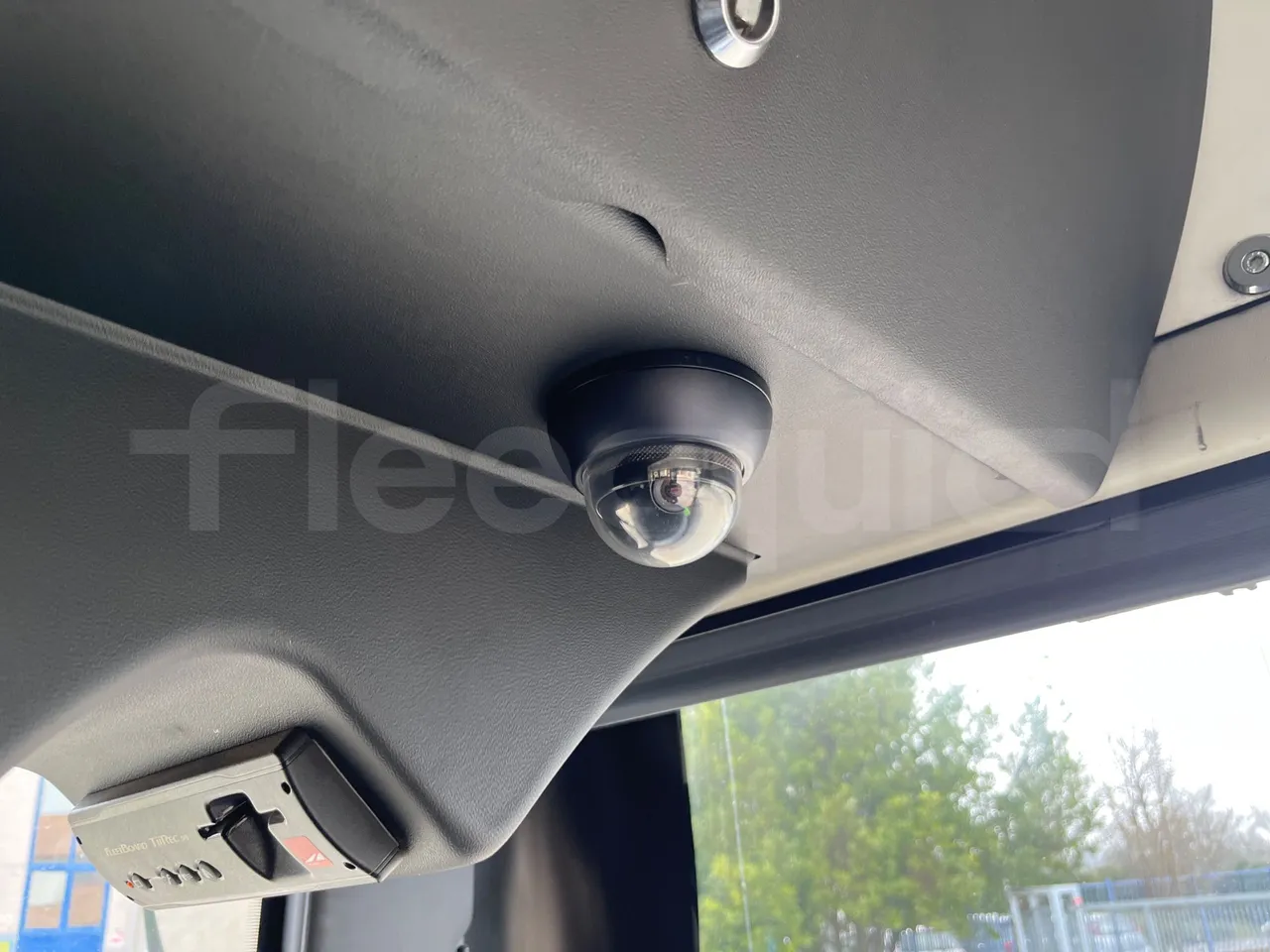 Solaris Urbino 12 - Euro6 - 240kW - 12mt - camera accessories photo