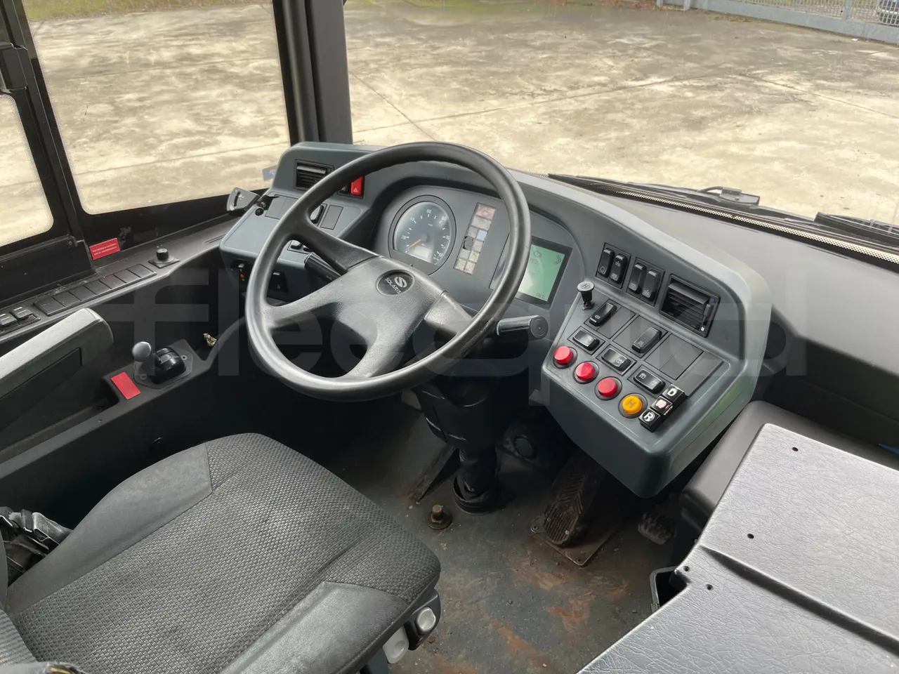 Solaris Urbino 12 - Euro6 - 240kW - 12mt - buttons panels on