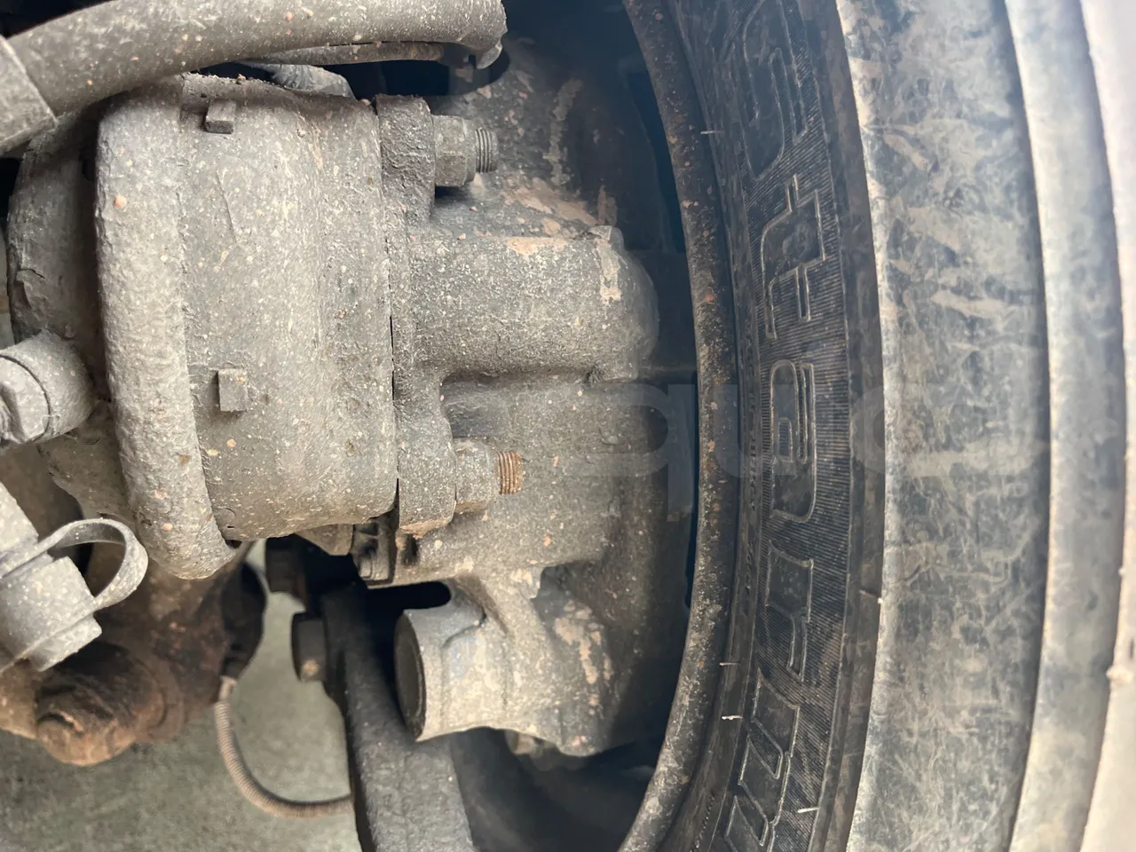 Solaris Urbino 12 - Euro6 - 240kW - 12mt - front brake calipers left