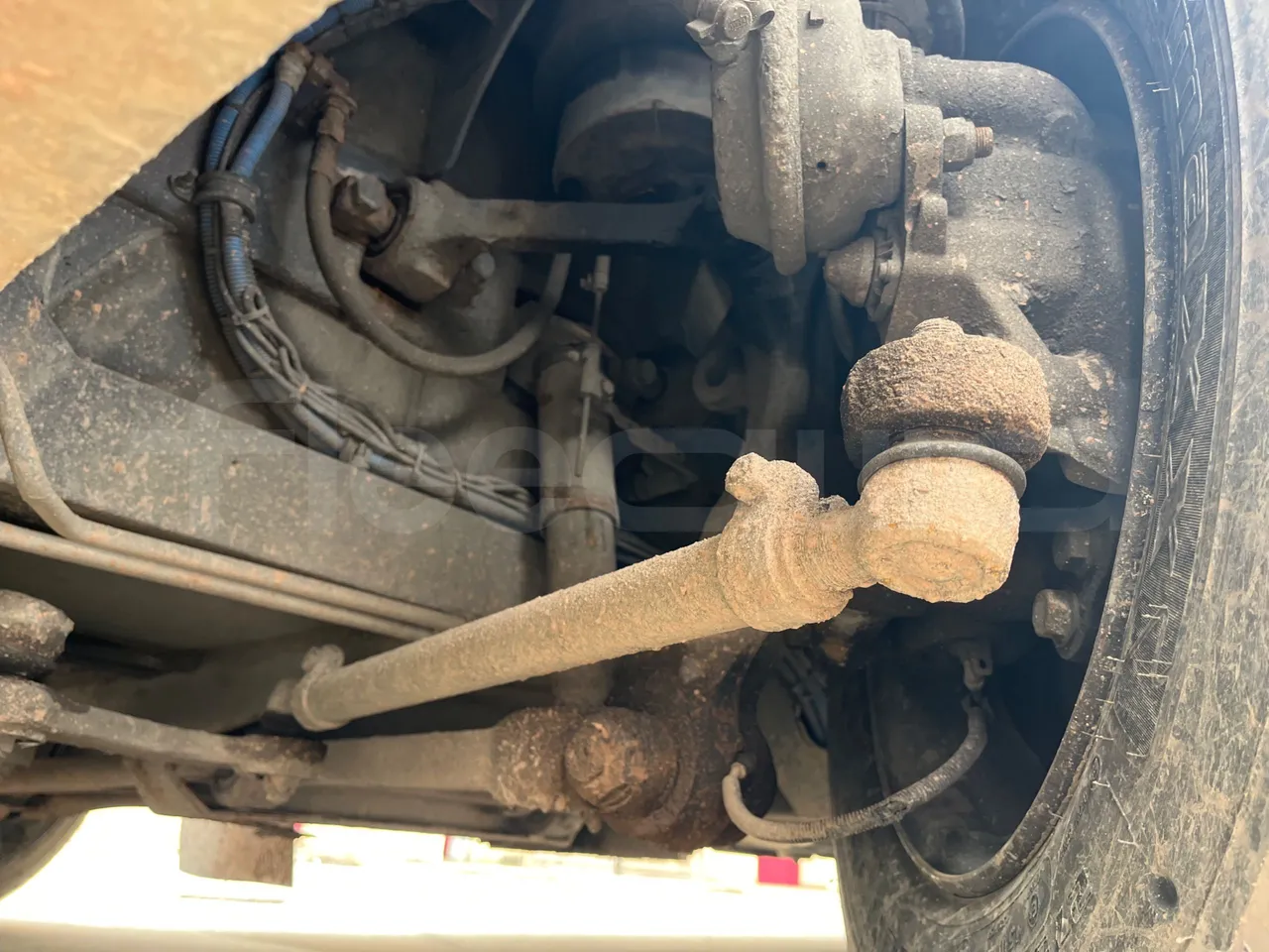 Solaris Urbino 12 - Euro6 - 240kW - 12mt - front axle left side