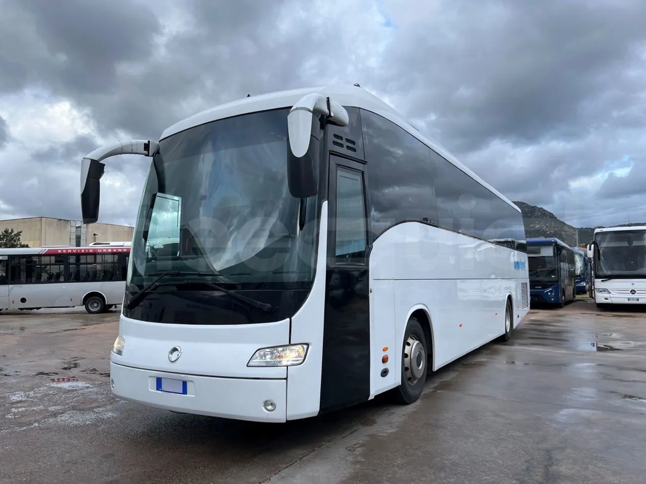 Irisbus New Domino 397E/12.4 - Euro4 - 331kW - 12.410mt - 3/4 front left