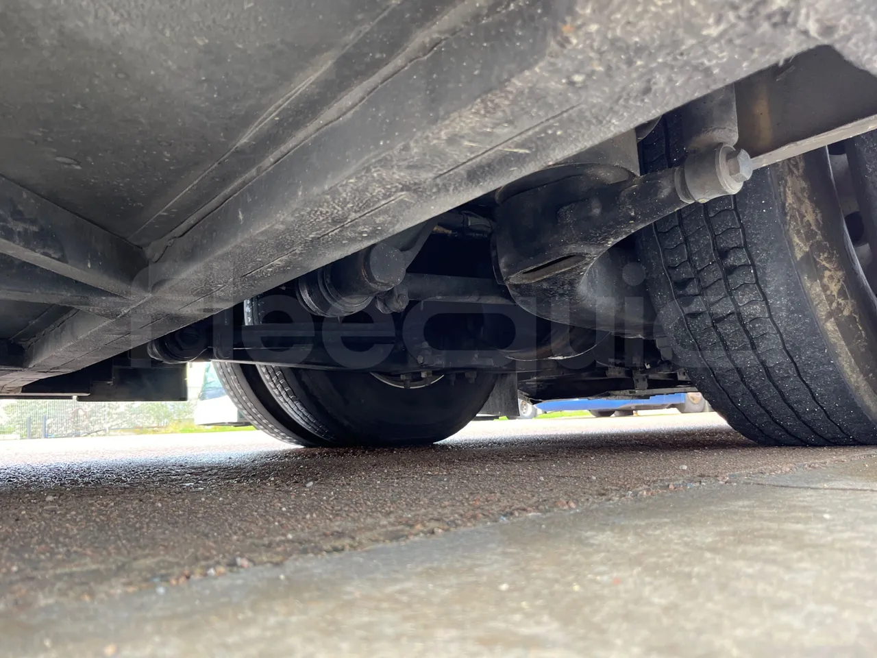 Irisbus New Domino 397E/12.4 - Euro4 - 331kW - 12.410mt - differential photo