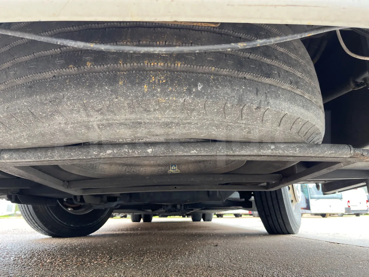 Irisbus New Domino 397E/12.4 - Euro4 - 331kW - 12.410mt - front undercarriage from front