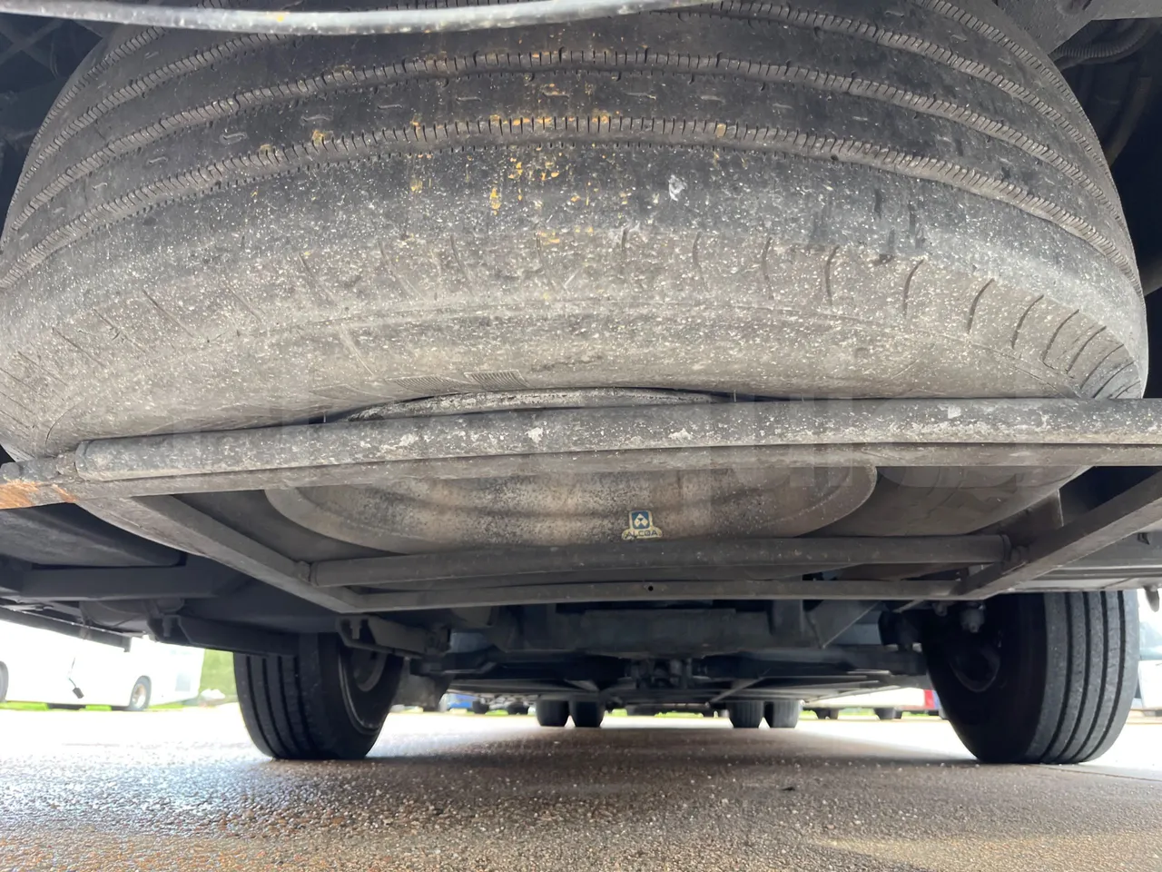 Irisbus New Domino 397E/12.4 - Euro4 - 331kW - 12.410mt - spare wheel