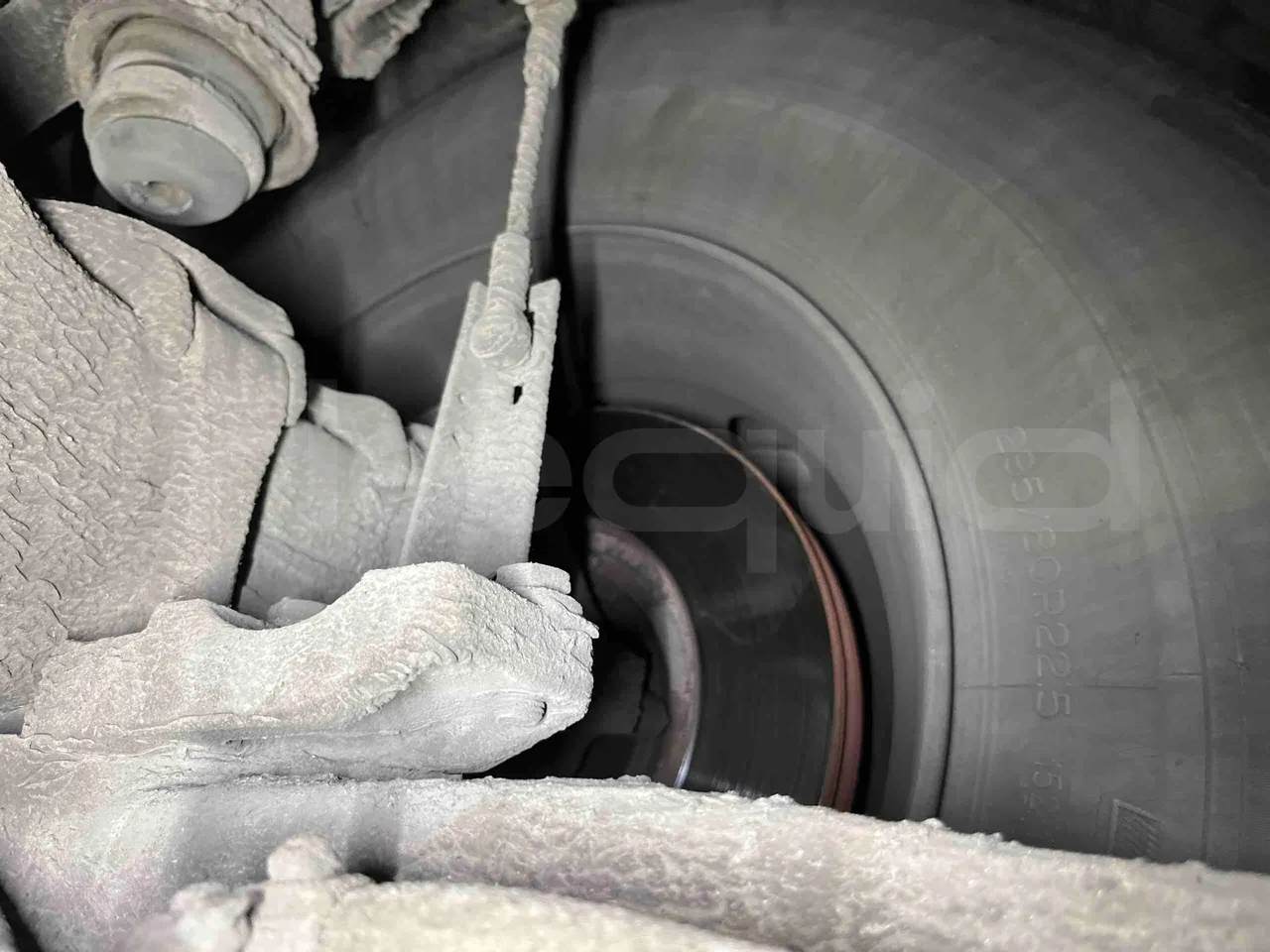 Mercedes-Benz Integro - axle 2 discs left