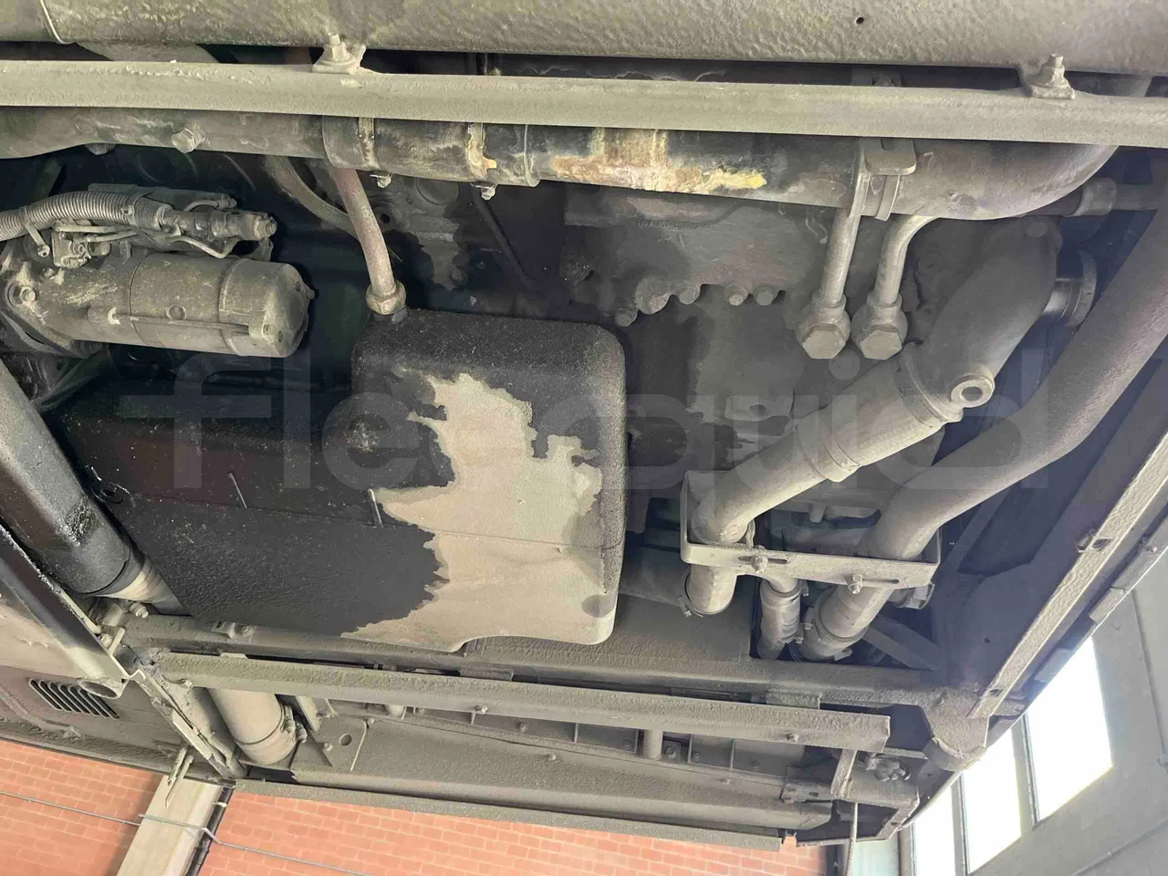 Mercedes-Benz Integro - engine without protection