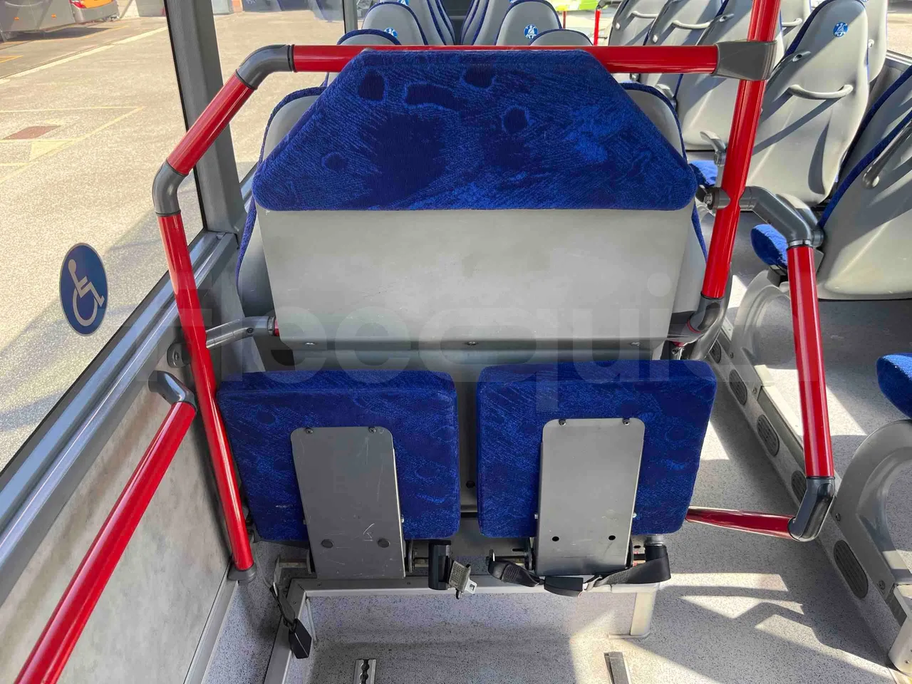 Mercedes-Benz Integro - folding seat photo