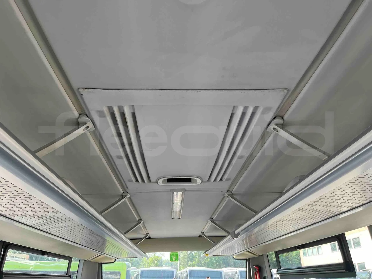 Mercedes-Benz Integro - roof hatch 1