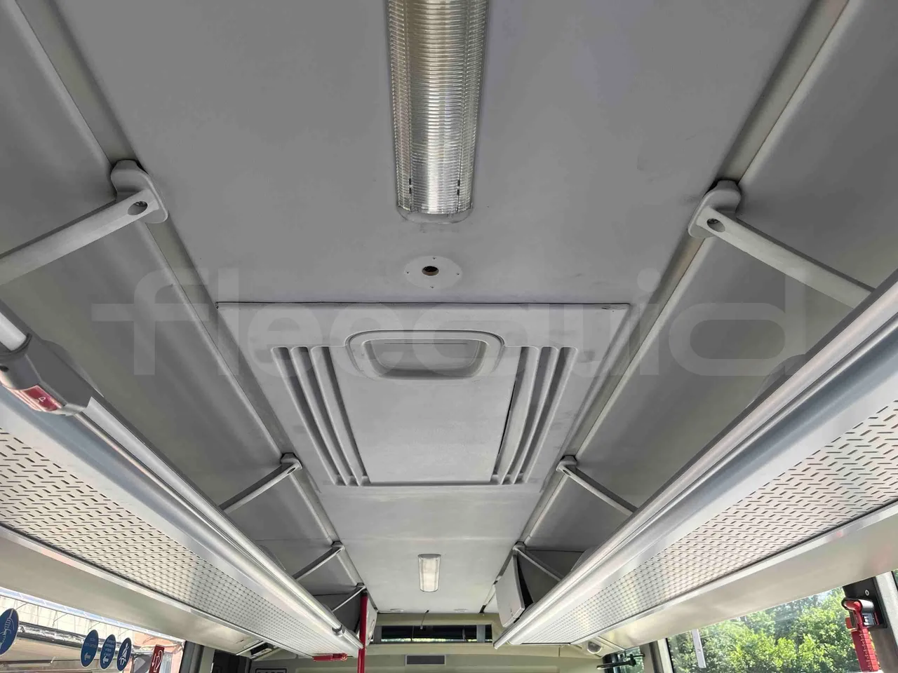 Mercedes-Benz Integro - roof hatch 2