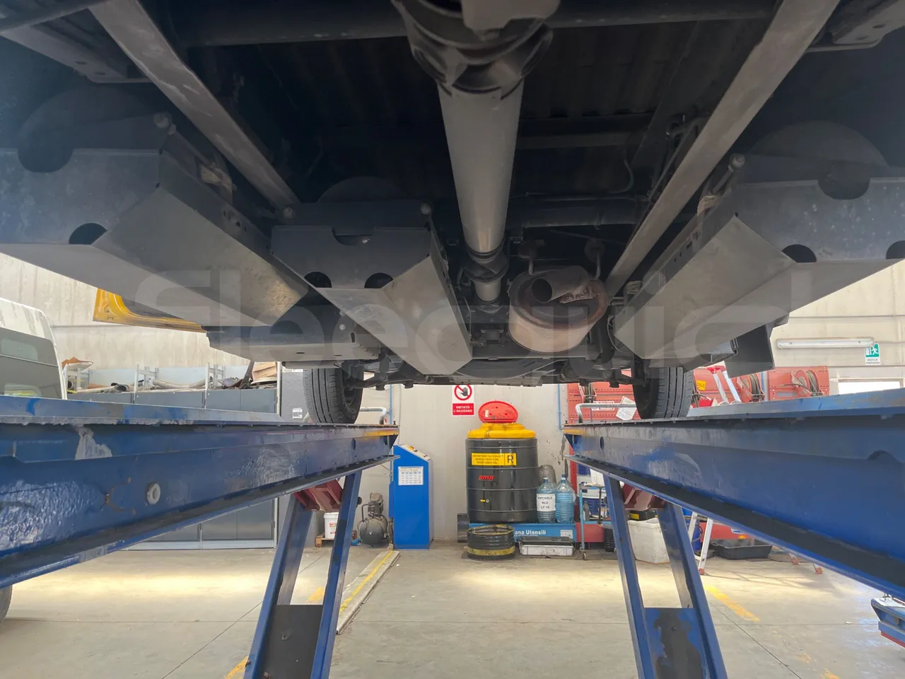 Iveco Daily 50C14N - EUR6 - 100kW - 6,048m - central axle (18m)