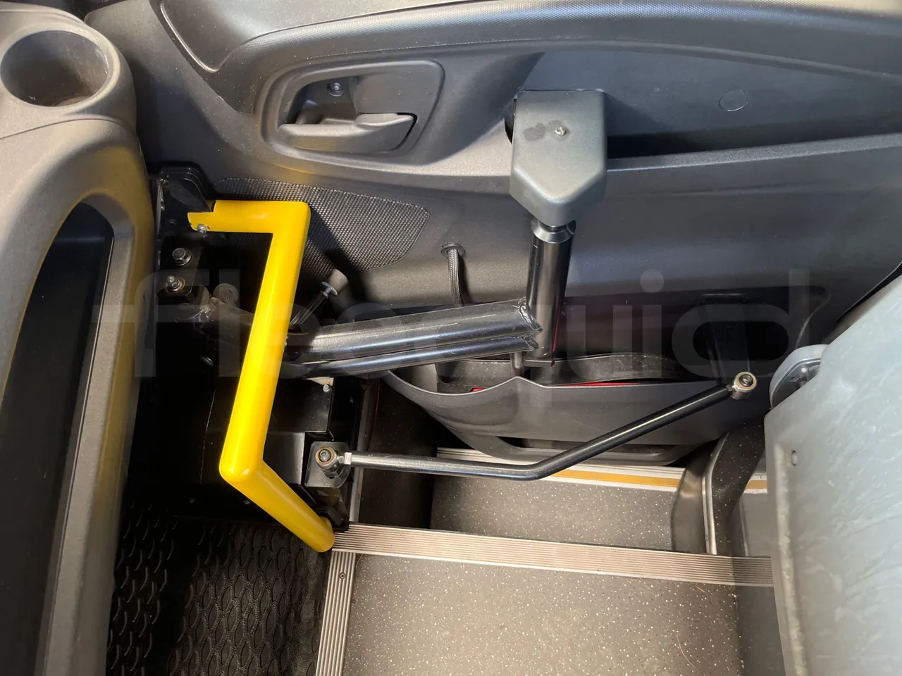 Iveco Daily 50C14N - EUR6 - 100kW - 6,048m - door mechanism photo