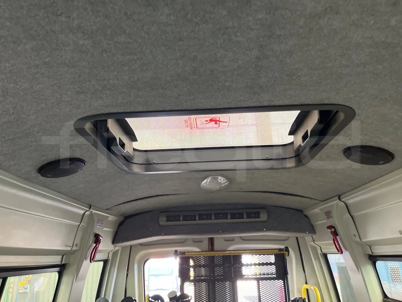 Iveco Daily 50C14N - EUR6 - 100kW - 6,048m - roof hatch 1