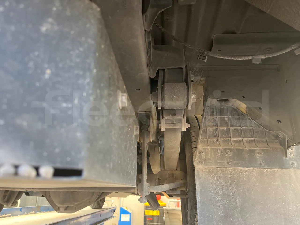 Iveco Daily 50C14N - EUR6 - 100kW - 6,048m - axel 2 leaf spring right
