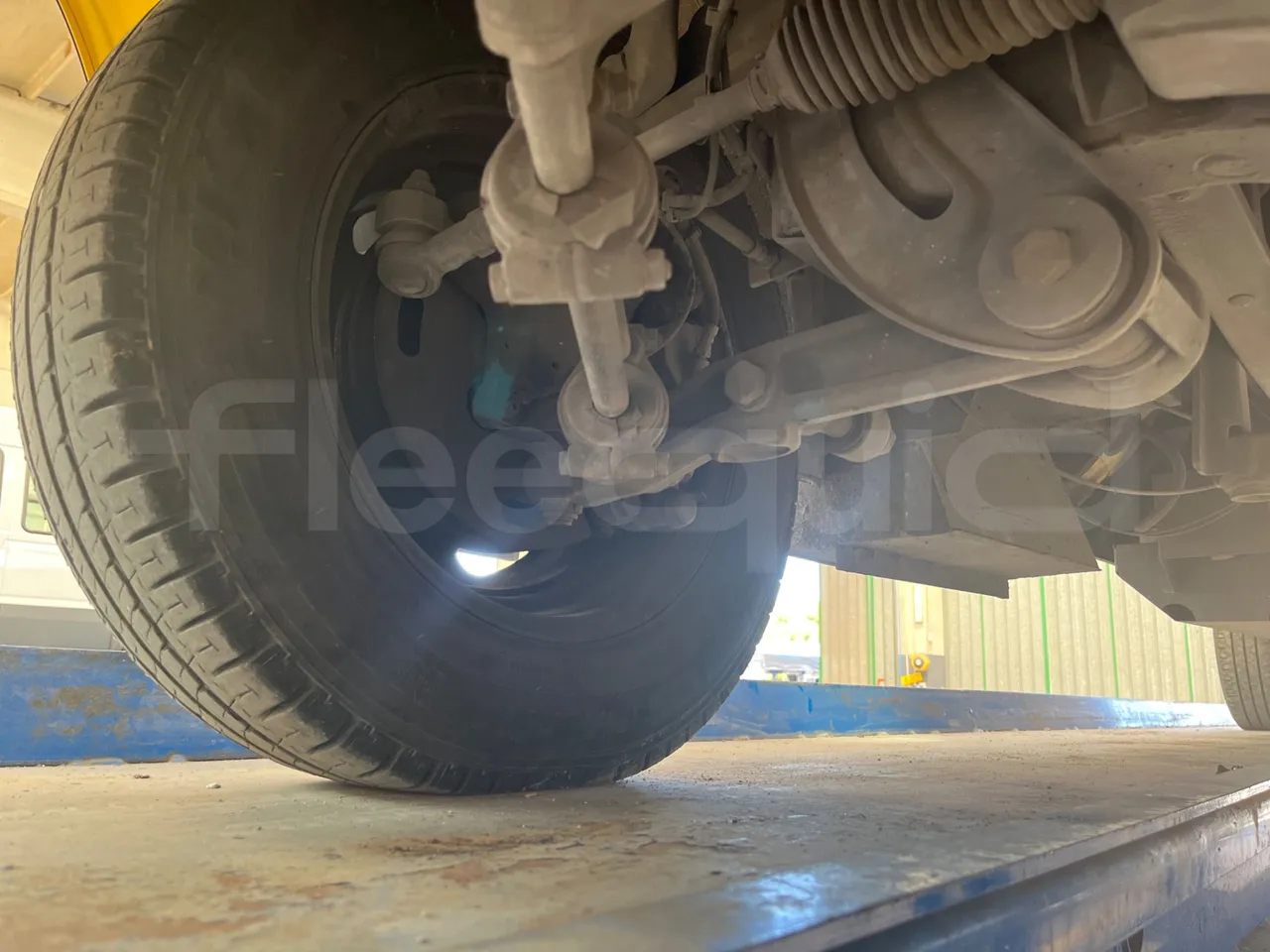 Iveco Daily 50C14N - EUR6 - 100kW - 6,048m - front axle right side