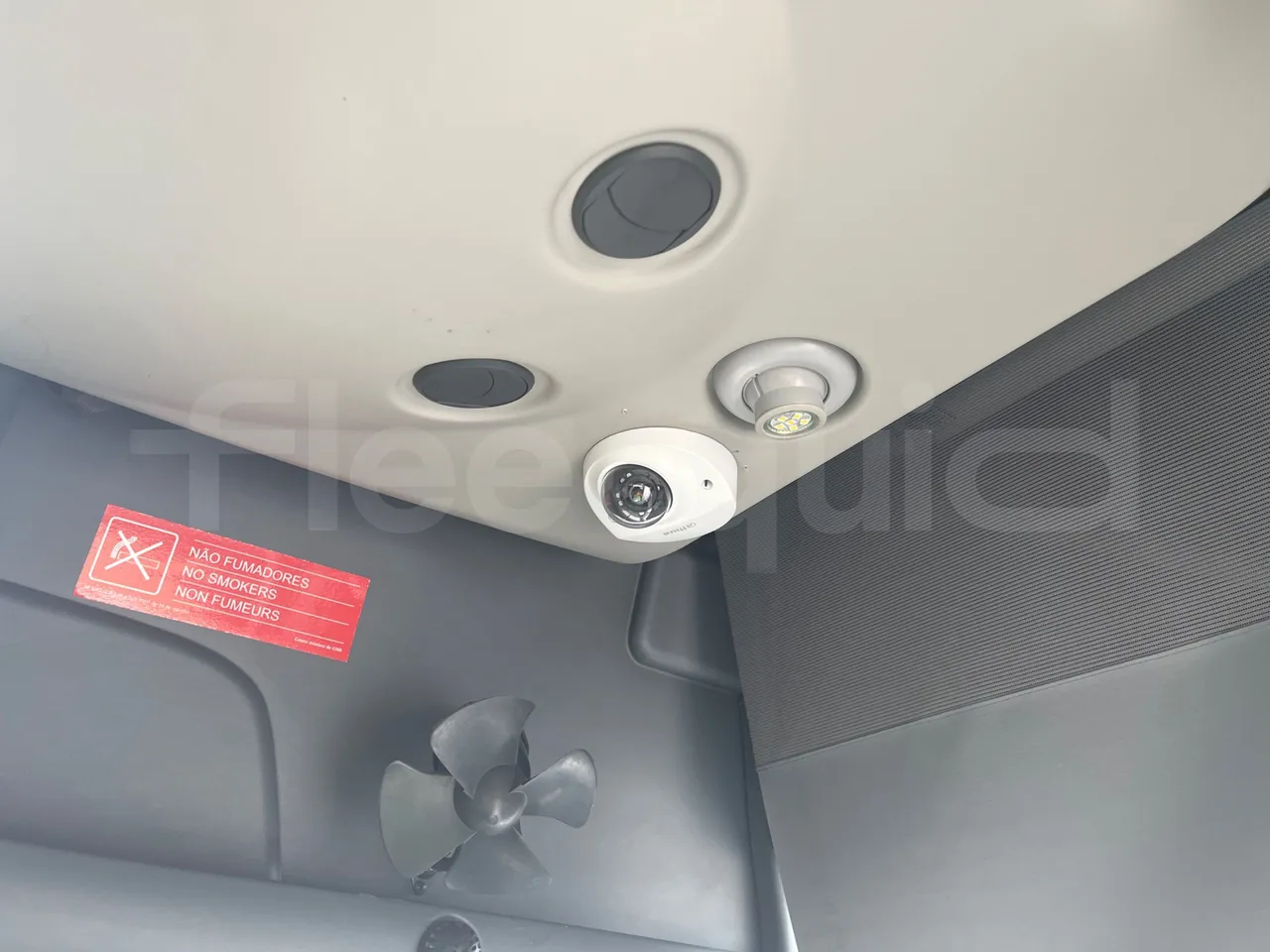 Volvo 9700-B8R B6SC 9700S - Euro 6 - 240 kW - 14.980 mt - camera accessories photo