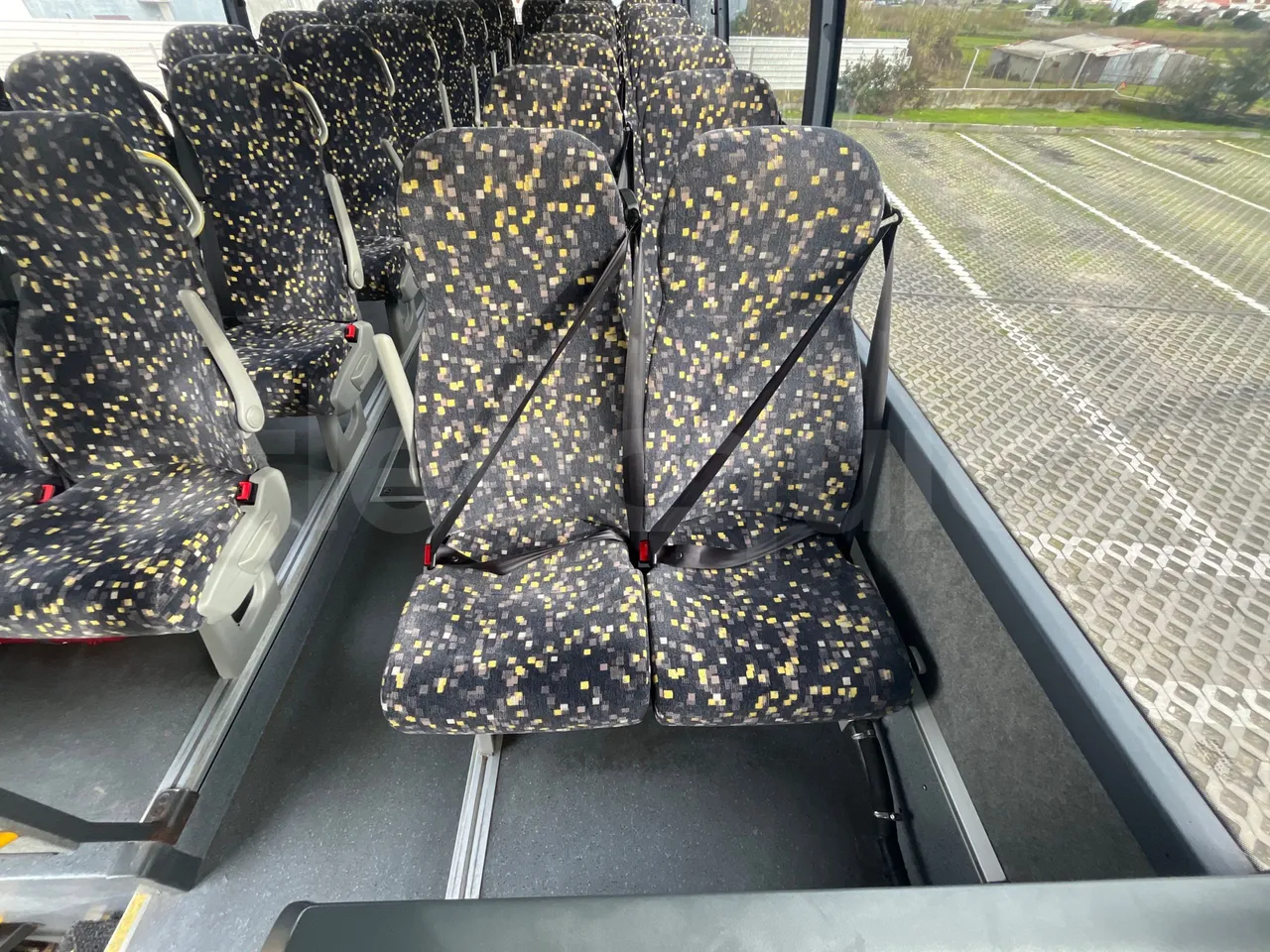 Volvo 9700-B8R B6SC 9700S - Euro 6 - 240 kW - 14.980 mt - central seat safety belt