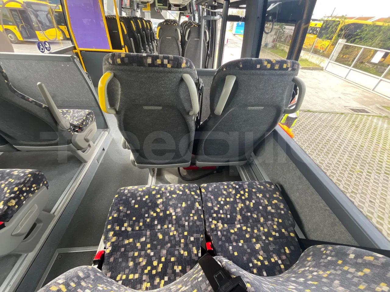 Volvo 9700-B8R B6SC 9700S - Euro 6 - 240 kW - 14.980 mt - mesh detail photo