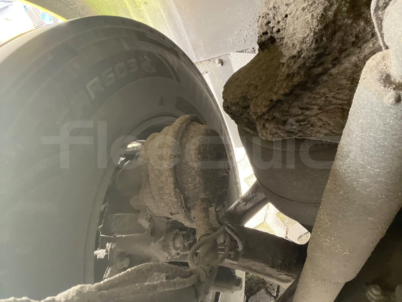 Volvo 9700-B8R B6SC 9700S - Euro 6 - 240 kW - 14.980 mt - axle 2 discs left