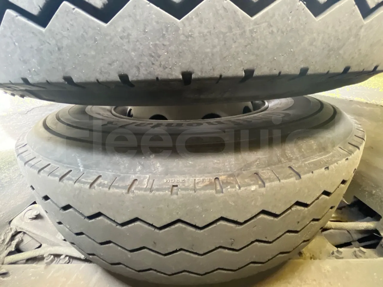 Volvo 9700-B8R B6SC 9700S - Euro 6 - 240 kW - 14.980 mt - axle 2 discs right