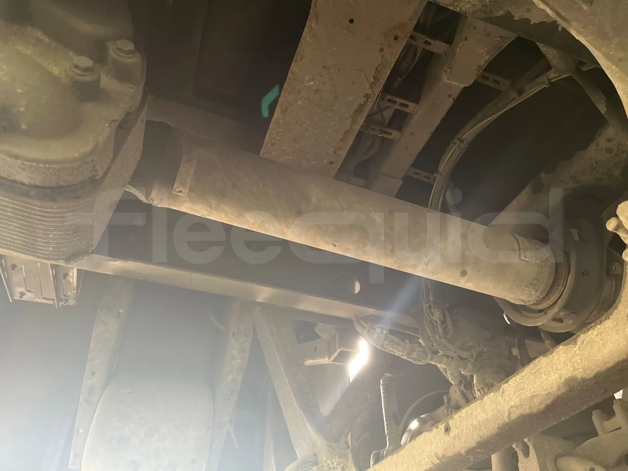 Volvo 9700-B8R B6SC 9700S - Euro 6 - 240 kW - 14.980 mt - driveshaft photo