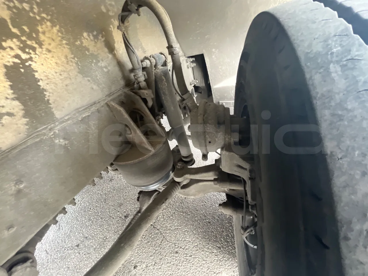 Volvo 9700-B8R B6SC 9700S - Euro 6 - 240 kW - 14.980 mt - front brake calipers left