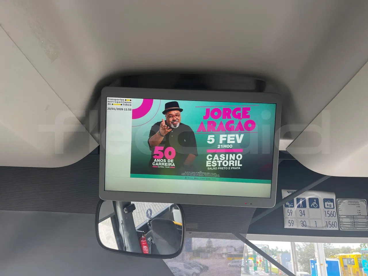 Volvo 9700-B8R B6SC 9700S - Euro 6 - 240 kW - 14.980 mt - monitor detail photo