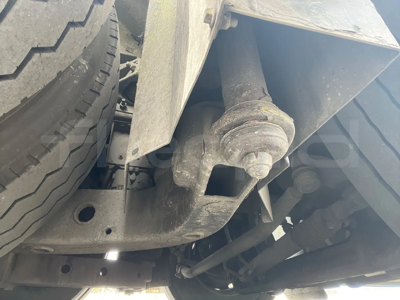 Volvo 9700-B8R B6SC 9700S - Euro 6 - 240 kW - 14.980 mt - axle 2 shock absorbers 2 left