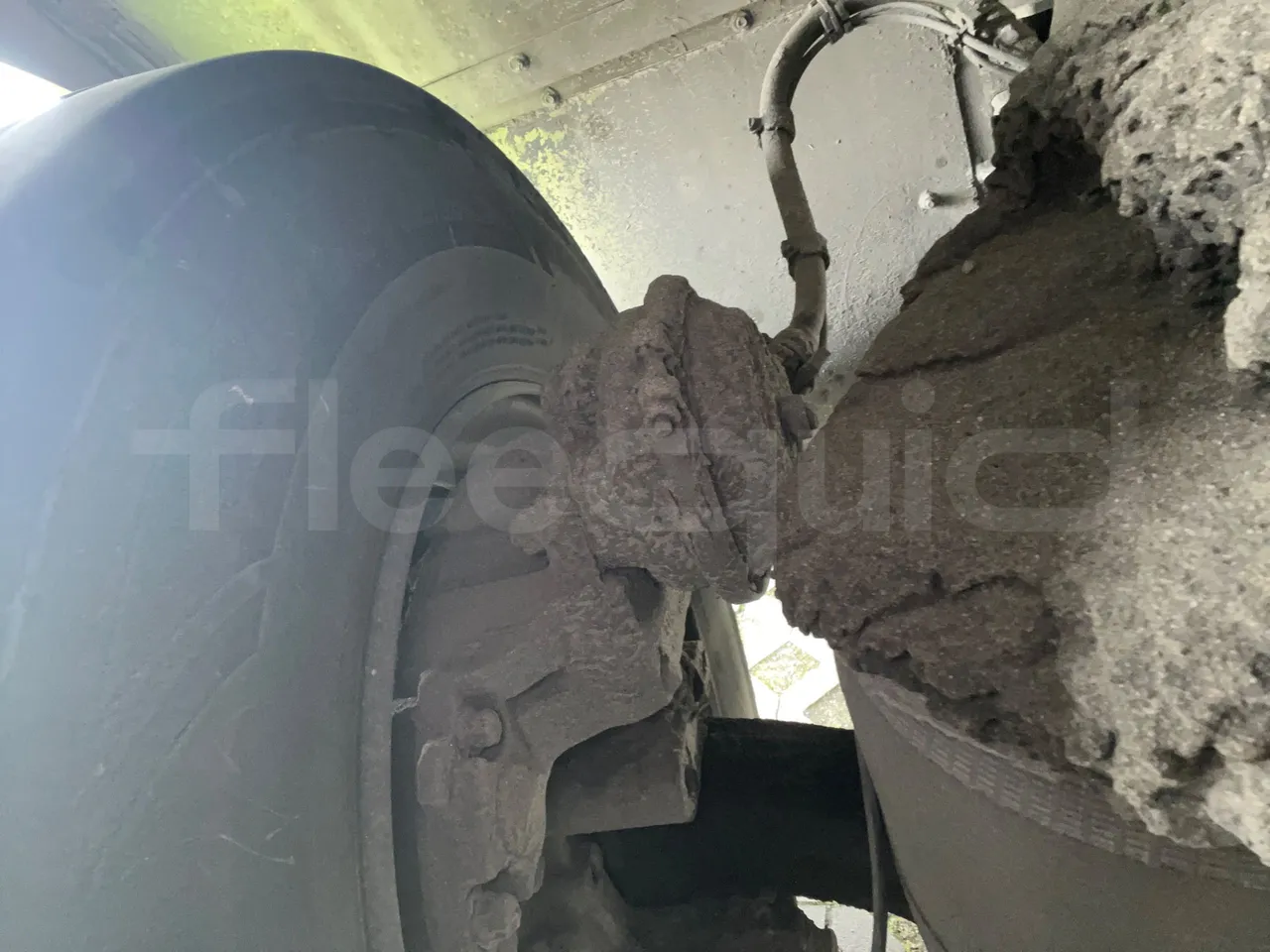 Volvo 9700-B8R B6SC 9700S - Euro 6 - 240 kW - 14.980 mt - axle 3 right side