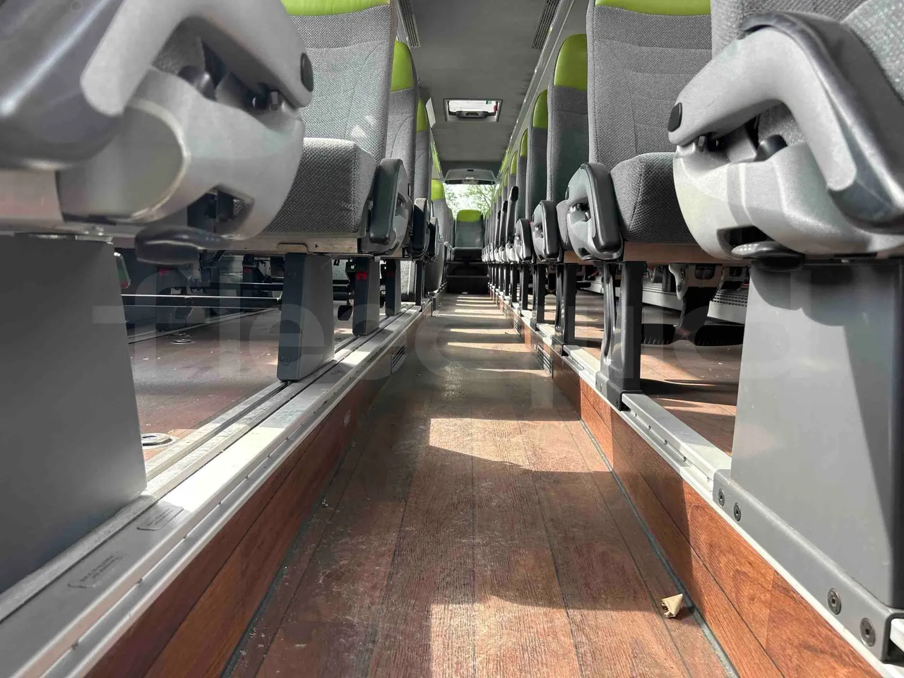 Temsa Safari - seat brackets photo
