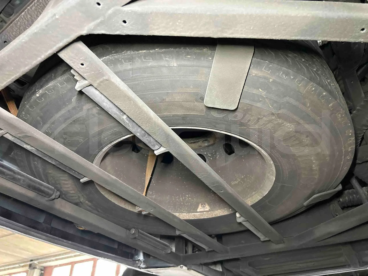 Temsa Safari - spare wheel