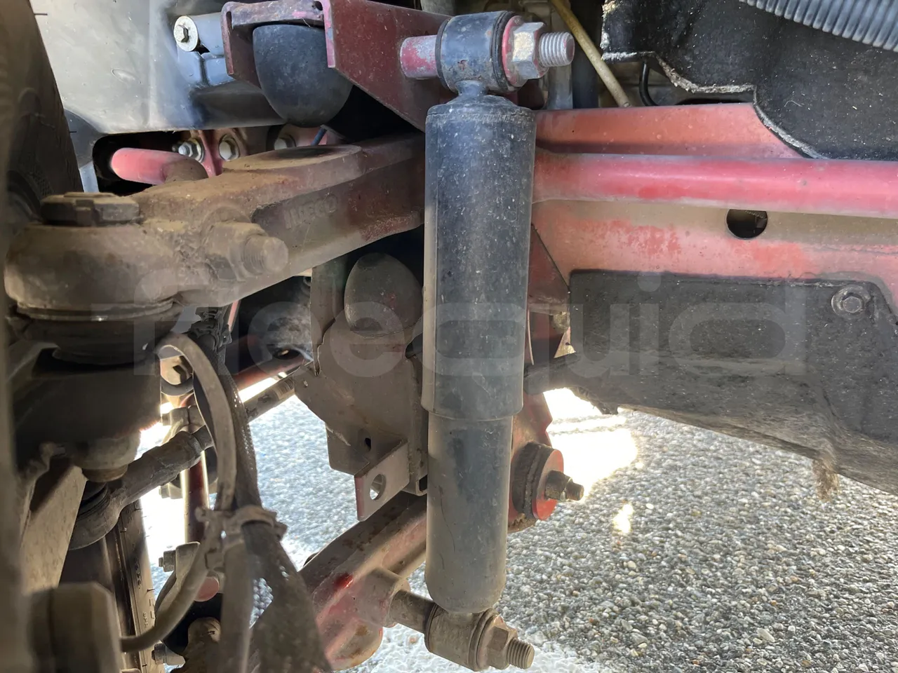 Iveco Daily A50C - EUR3 - 107kW - 6.948m - front shock absorbers left