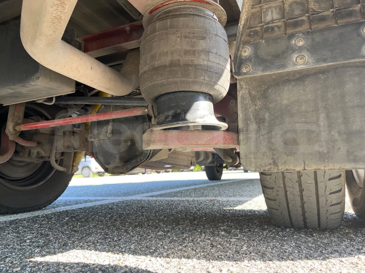 Iveco Daily A50C - EUR3 - 107kW - 6.948m - axle 2 shock absorbers 1 right