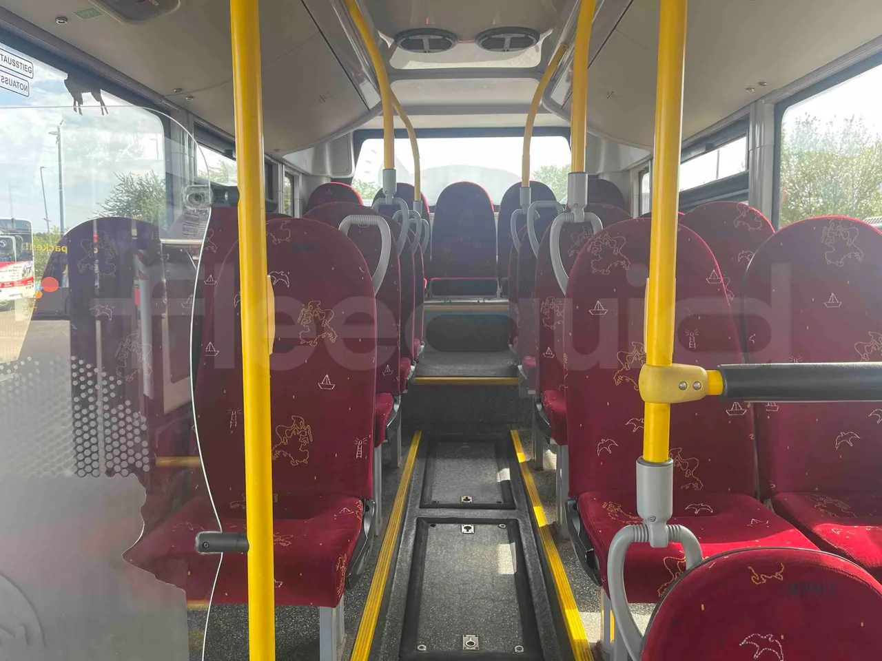 Man Lion's City - Reverse Seats From Middle Position