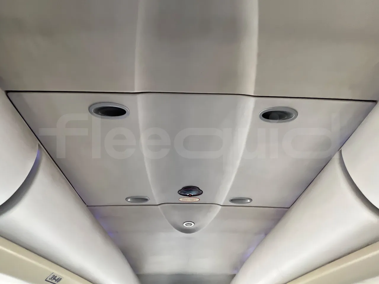 Volvo B12B DH12D420 - EUR3 - 309kW -12.2m - roof hatch 1