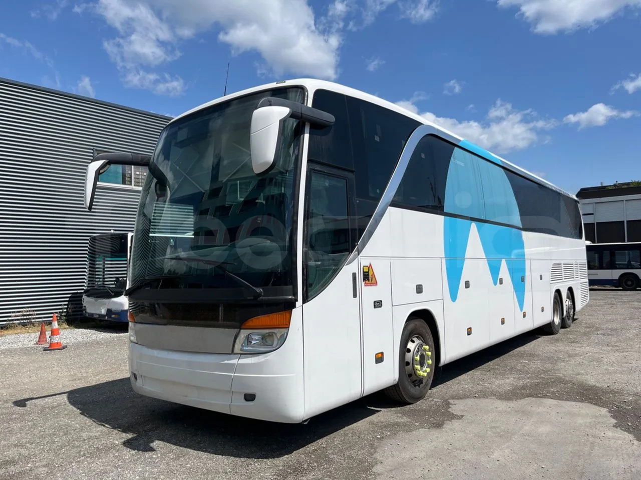 Setra S 417 S417 HDH/ Euro 4 - 350 Kw - 13,85 Mt - 3/4 front left (mandatory for bus to scrap)