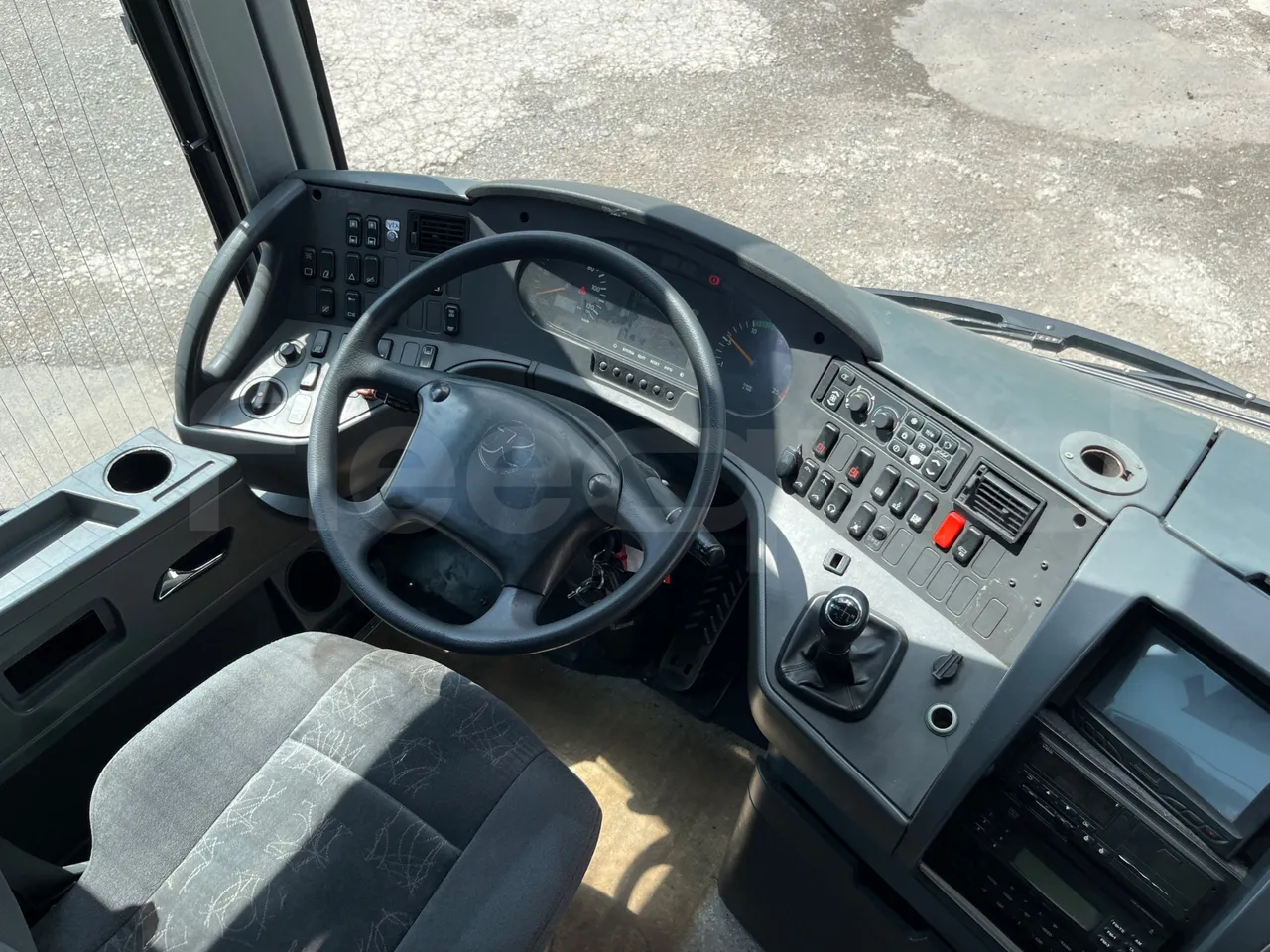 Setra S 417 S417 HDH/ Euro 4 - 350 Kw - 13,85 Mt - buttons panels on (mandatory for bus to scrap)