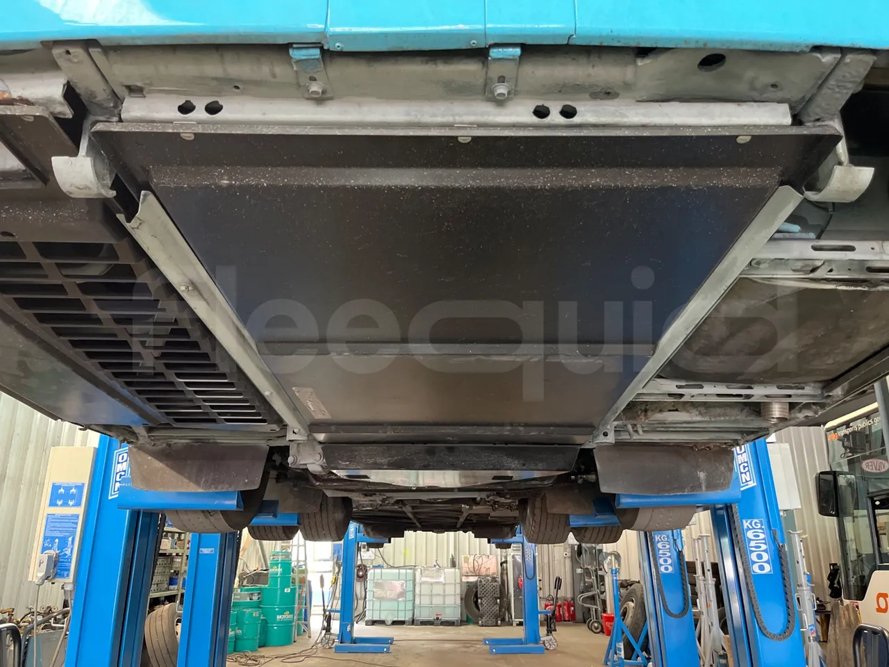 Setra S 417 S417 HDH/ Euro 4 - 350 Kw - 13,85 Mt - engine without protection